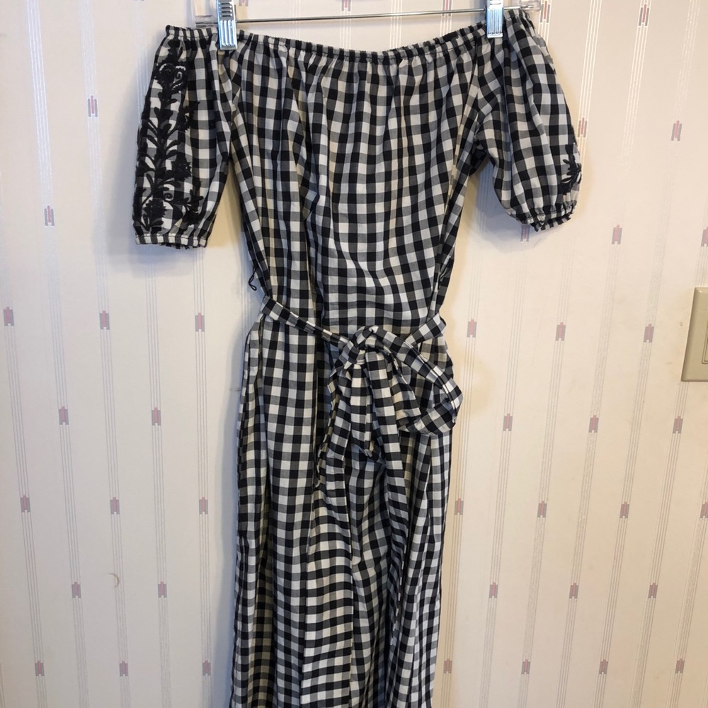 NWT Gingham-Print Midi Shoulderless Dress